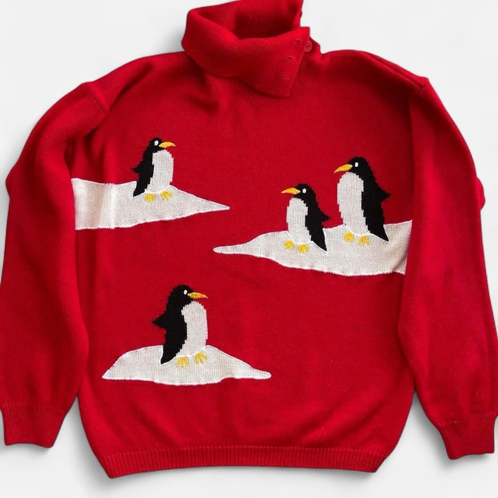 Vintage That’s Me! Red Turtleneck Penguin Animal Sweater